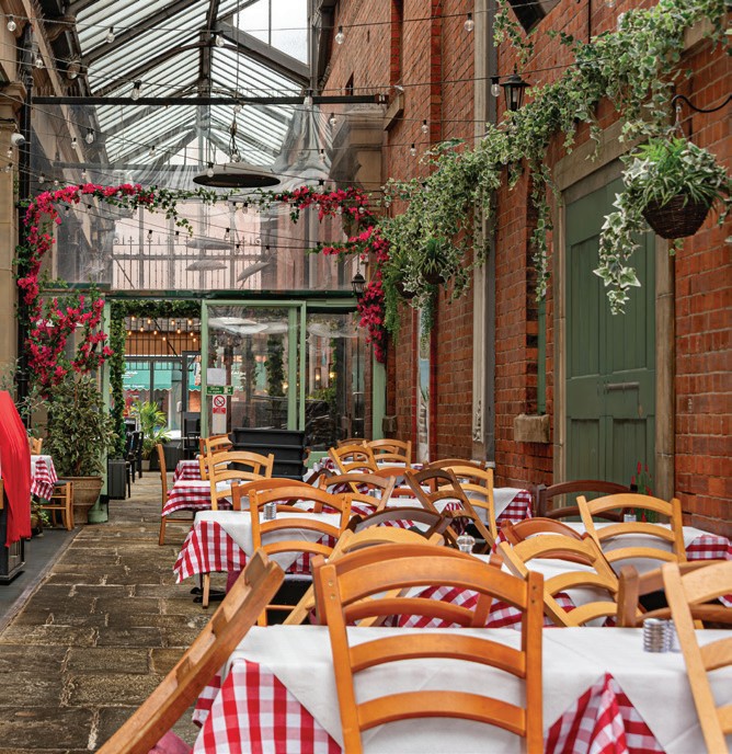 The Night and Day Café, Manchester